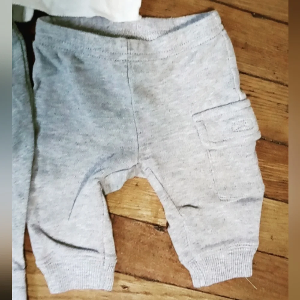 4 Piece Baby Set - Picture 4 of 5